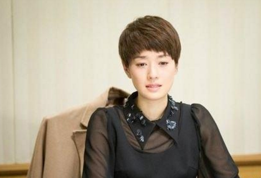 《我的前半生》马伊琍5套衣服，图三辣眼睛，图五让靳东痴迷