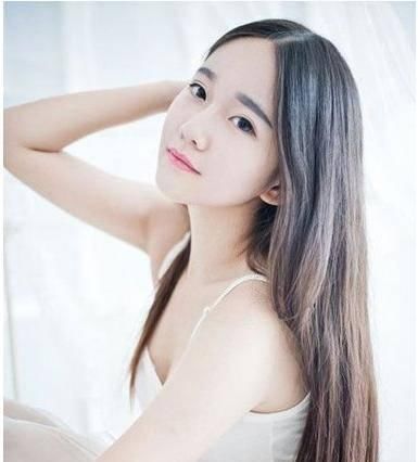  『女生』长脸女孩有无刘海发型大PK，最美女生删刘海，也能貌美依旧