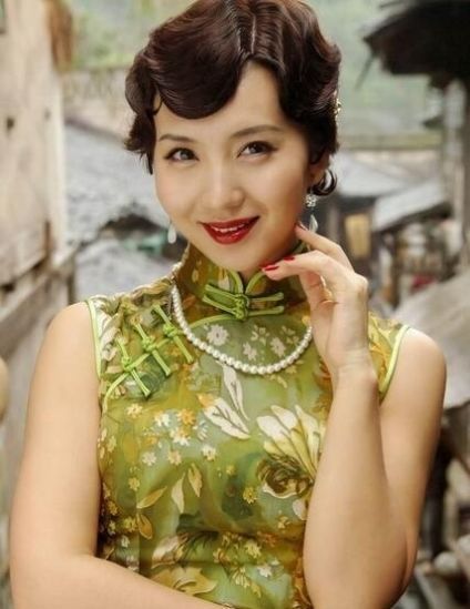  『工作』嫁给百亿富豪刘海峰，因工作差点精神分裂如今转型当老师