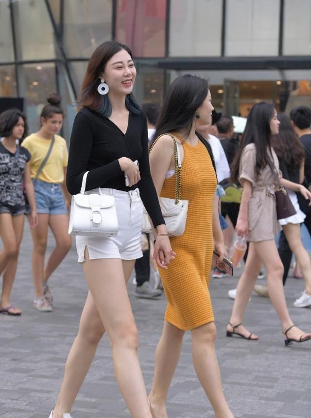 『点亮』选择适合自己的装扮,才能提升外在美,点亮好心情