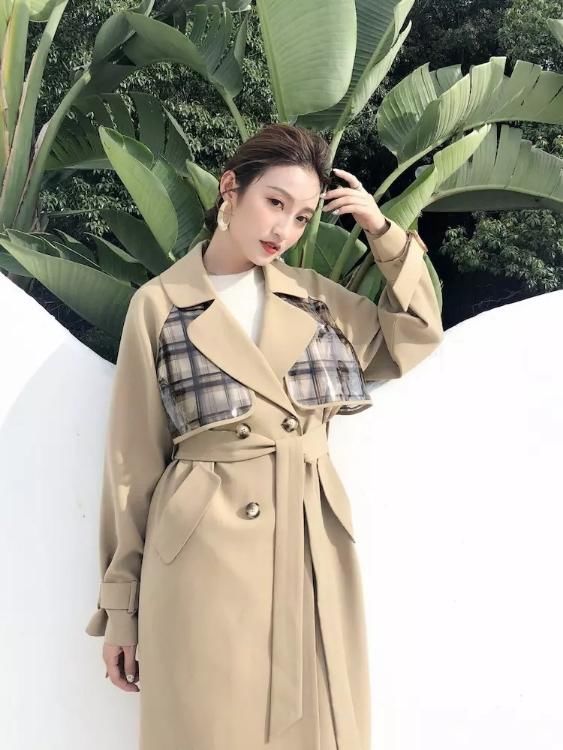 超级适合30-50岁女人穿的外套，无论胖瘦都能轻松驾驭，显贵气