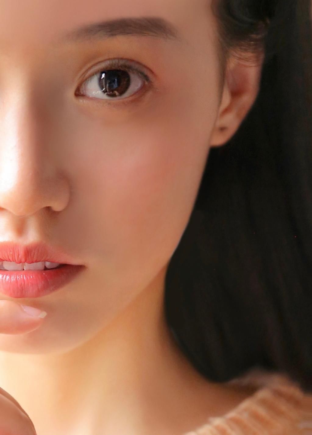 白丝美女诱人长腿性感毛衣美女图片