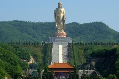 世界上5座巨型雕像，自由女神只排第四，其中两个在中国！