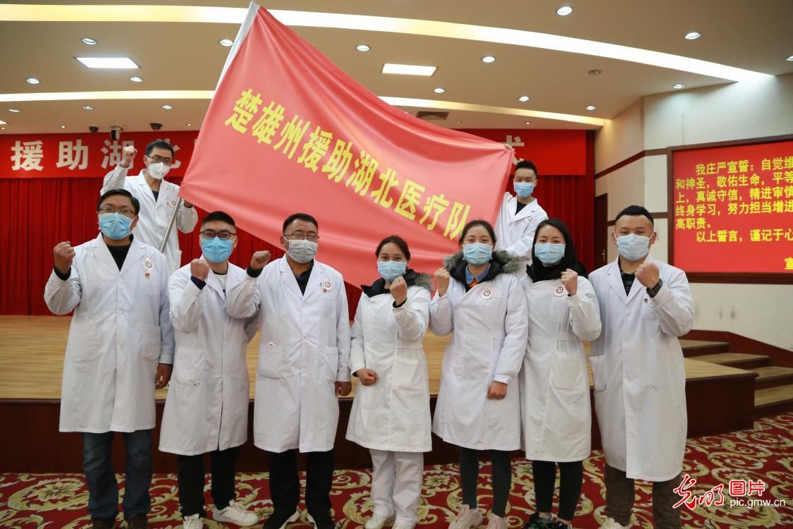  赶赴湖北省咸宁市支：致敬！9名医护“精兵”驰援湖北咸宁