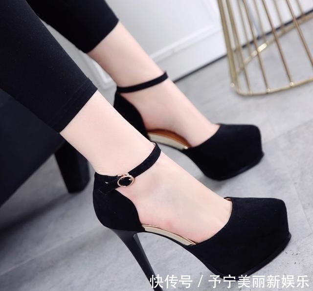  [高跟鞋]女王专属高跟鞋，穿上它做自己的女王