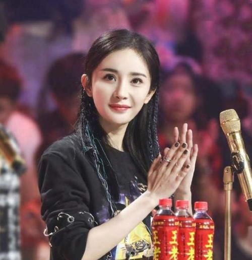 『女生』女生自认为很美的“4种”发型,直男内心很嫌弃,可不要剪了