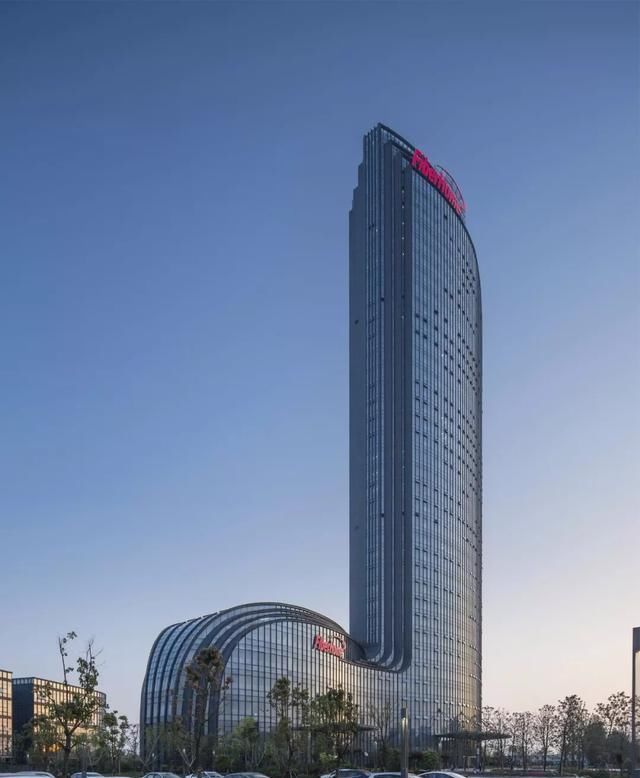 科技强国，“关键技术要靠自己”