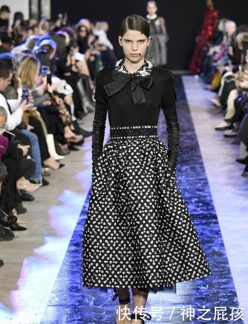 【蝴蝶结】Elie Saab 2020年秋冬系列 清新波点时尚穿出最美高级感