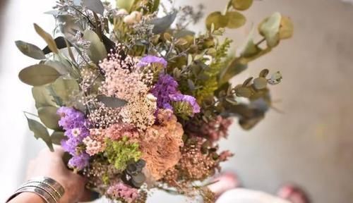 手工@DIY手工制作:用干花做的花艺作品,比鲜花还美!
