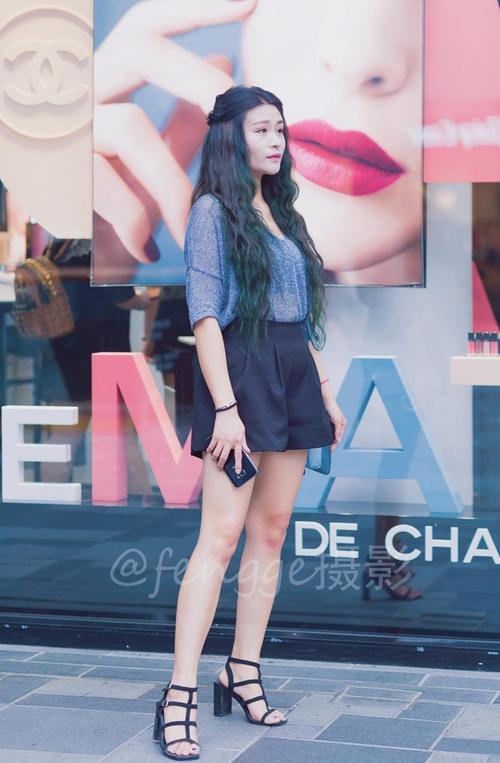 街拍：十张最新出炉的三里屯街拍，时尚、精彩、有看点