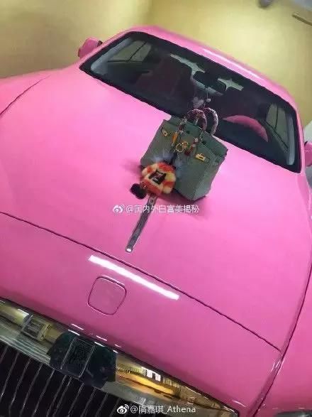 疑似长生法人儿媳，整容网红小三上位，如今在疯狂删除炫富照片！