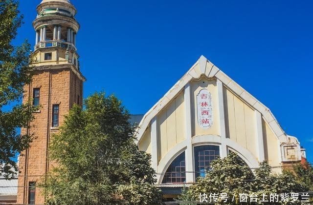 国内极具特色的5座火车站,误以为到了旅游景点,你去过哪个呢?