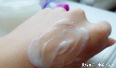 「女人」过了30岁的女人,适合这5款国货水乳,口碑好价格也不贵