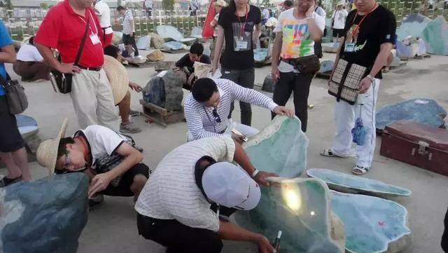 为了大金主，缅甸政府把玉石公盘举办时间都改了！