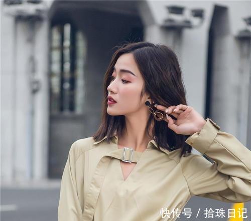  #宽松的版型#今年春天不要错过杏色穿搭，可盐可甜，百搭且不挑人