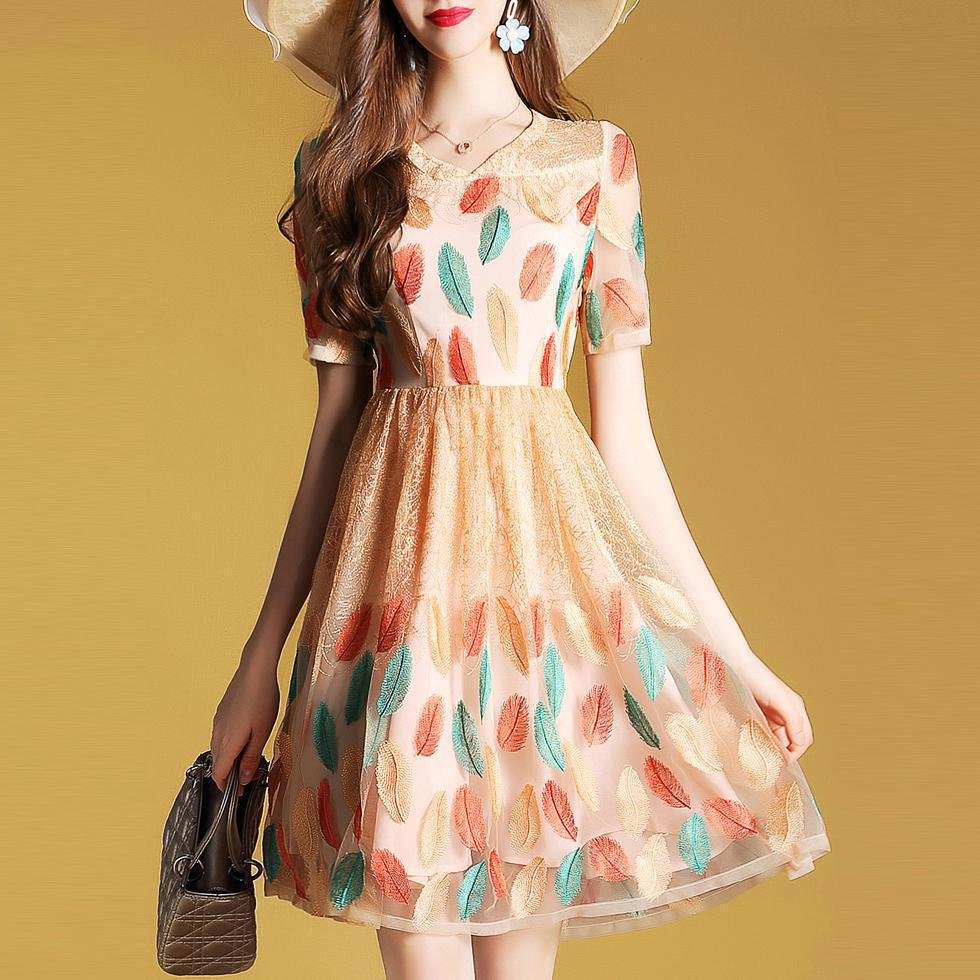 胖女人有福了!超美夏裙收腰提臀勾勒曲线，小蛮腰轻松穿出来