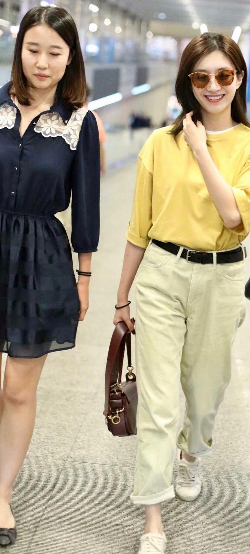 江疏影没有高级脸,腿也没有郑爽好看,但她穿衣服就是看着舒服!