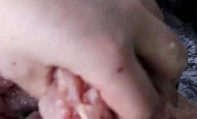 正确:青椒炒肉丝最正确的做法,肉丝香嫩入味,能下3碗大米饭!