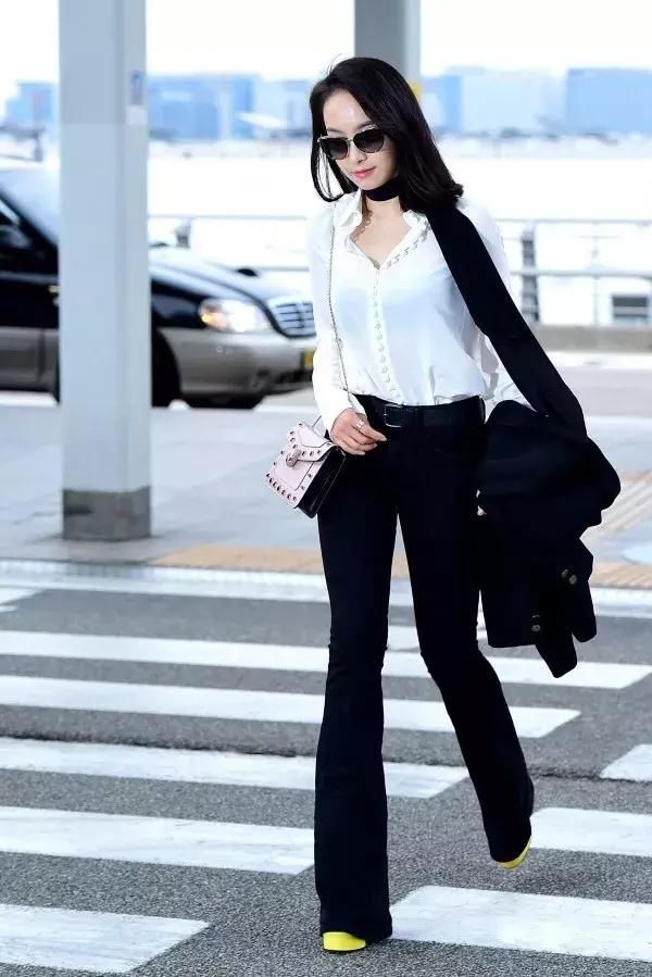 可甜可盐!唐嫣周冬雨刘诗诗的这件衣服，我穿一个夏天都不腻啊!