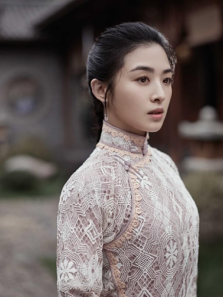 29岁张含韵剪了短发造型秒变土大妈，网友:还真不是谁都适合短发