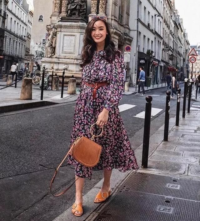 秋天这几款裙子美翻天，高圆圆、刘雯早就穿起来了！