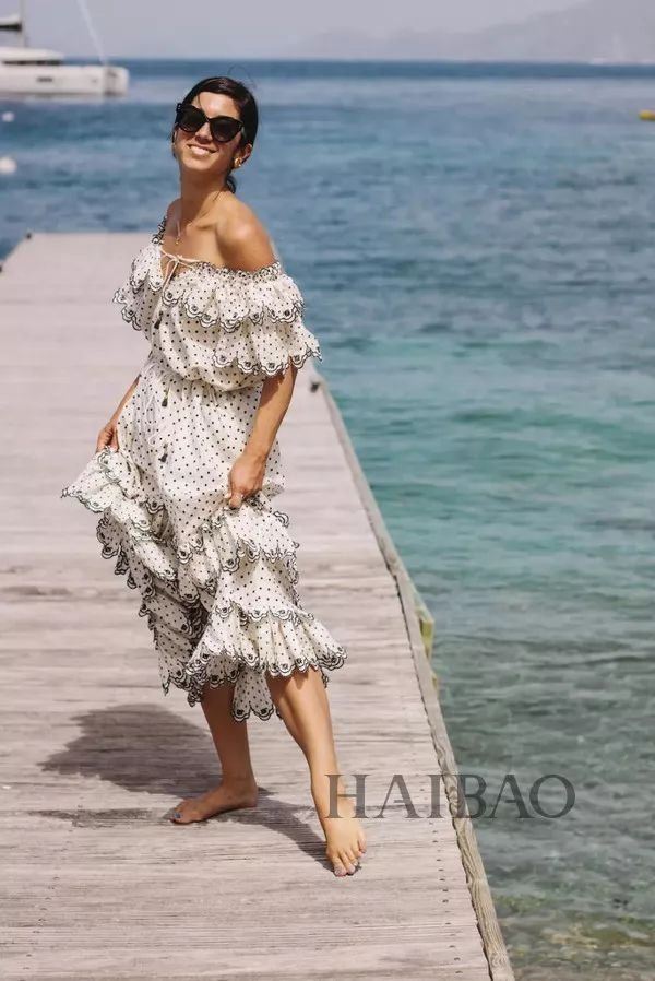 都说波点裙太土味，明明《中餐厅2》里的赵薇穿得很仙美啊!