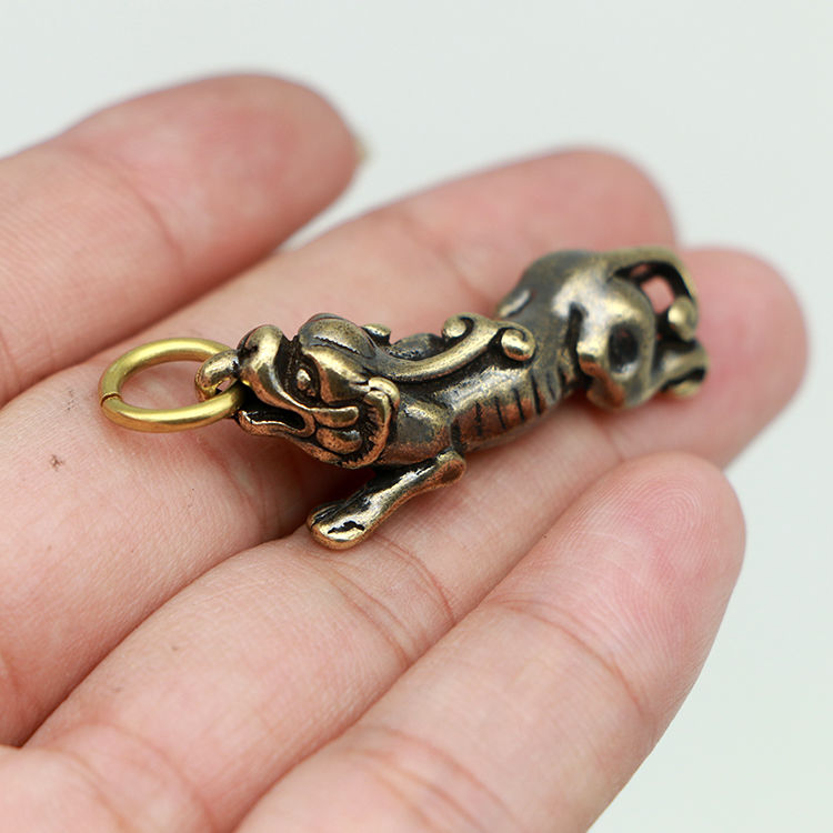 别把钥匙挂腰间，土!中国造“万能扣”，高档忒显摆，出门0负担