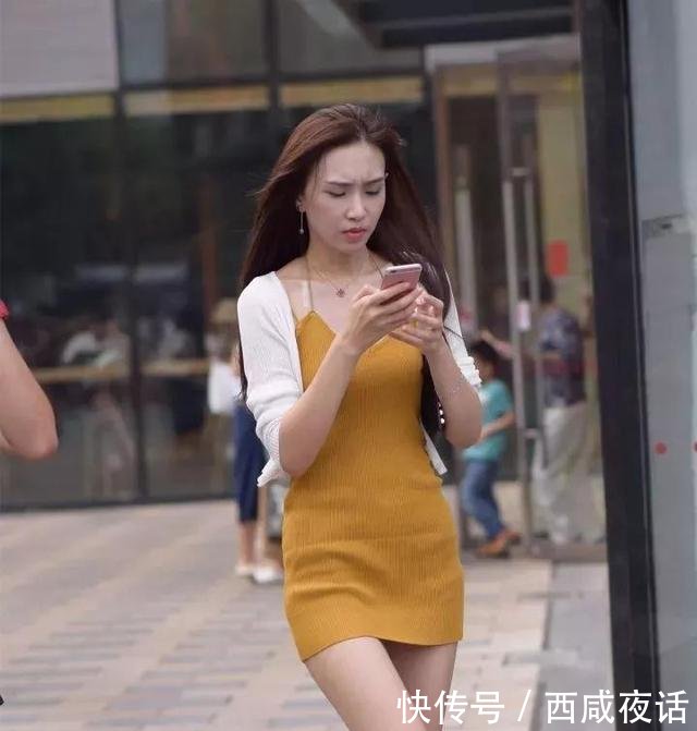 幸福中国街拍好身材短裙大美腿气质长发美女