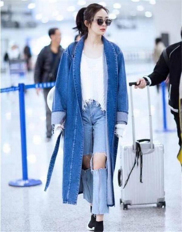  「春装」今年流行的春装，看看她们是怎样穿的？