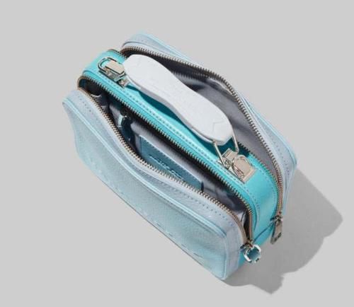  「Marc」Marc Jacobs2020年春夏款除了相机包，这些“蓝” 包也很美