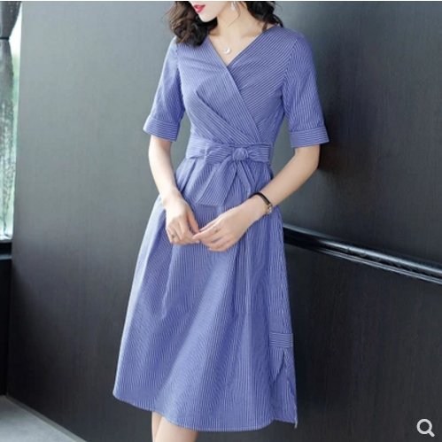 收腰连衣裙尽显好身材，今夏你可别错过哦