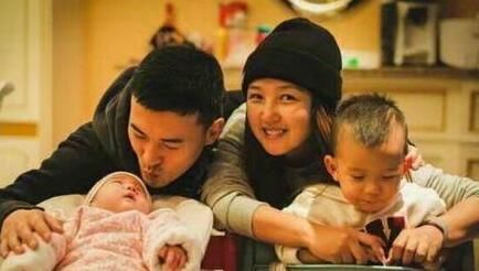 何洁被指婚内出轨暴怒，深夜发文回怼，大获好友支持