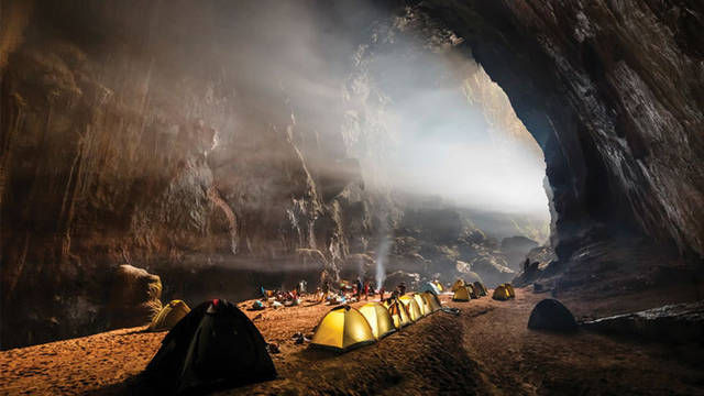 越南发现世界最大洞穴，可以容纳72亿人口，入选世界自然遗产！