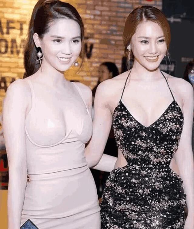 福利来了，这两姐妹的颜值比女星还高，看到身材多少女星自愧不如