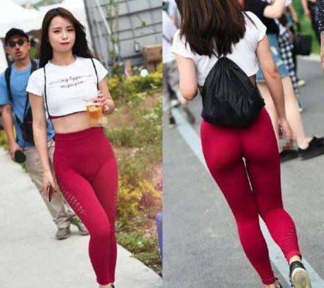 街拍:非常有魅力的打底裤小姐姐,告诉你什么才是一级棒的身材!