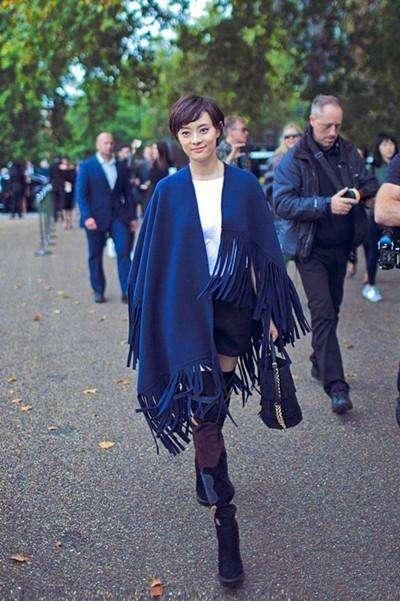 孙俪这连体衣穿的太大胆了！从头露到脚，网友：啥都看见了！