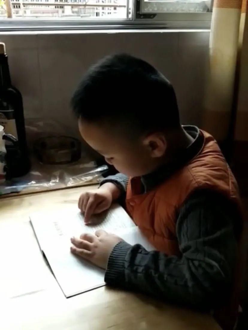 学习本领:【战病毒·爱自然】居家抗疫乐趣多,小小本领大展示
