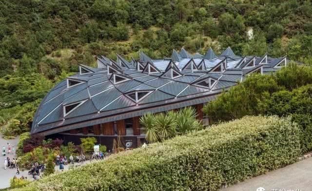 世界第八大奇迹：废矿变身伊甸园，年游客超两百万