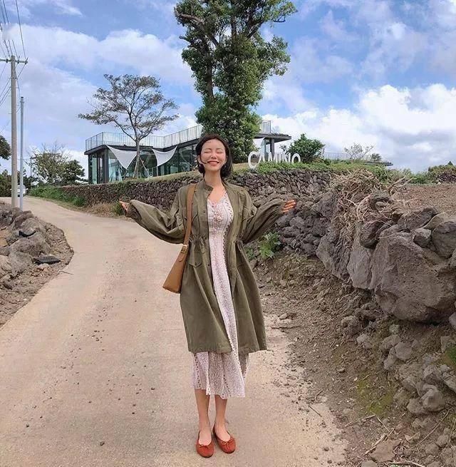  『西装外套』今年春天流行这3款连衣裙美死个人儿，快穿起来！