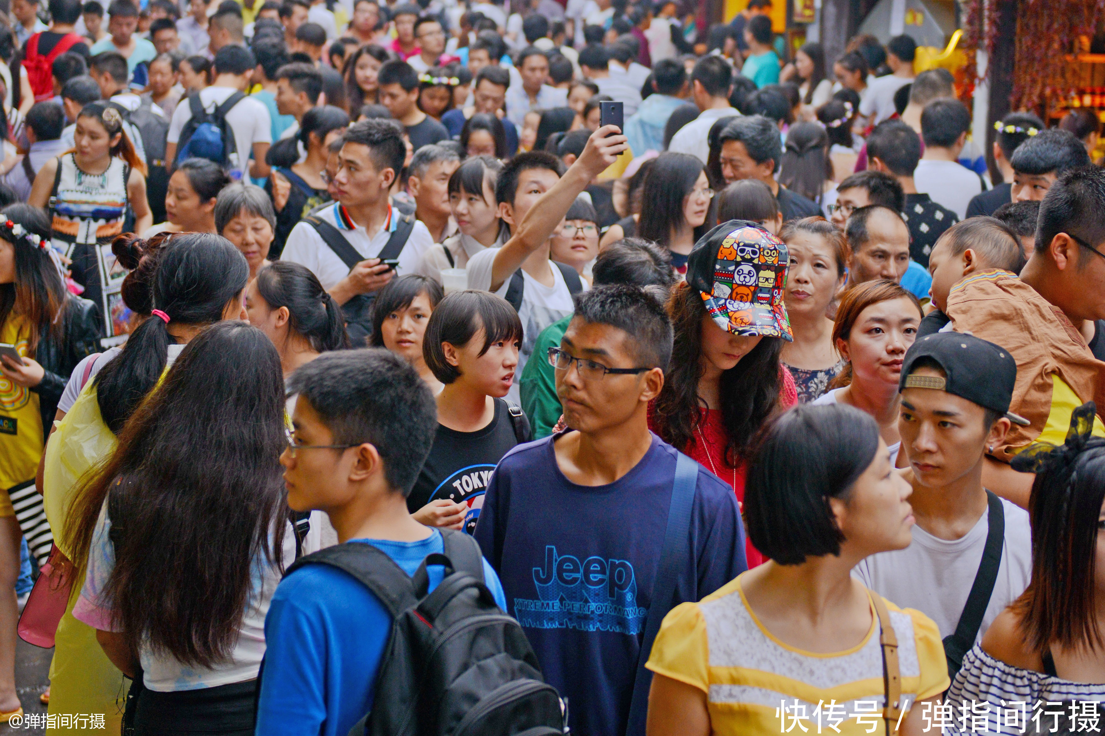 春节旅游，三亚人均消费过万，是人气王重庆的27倍，网友：不值得