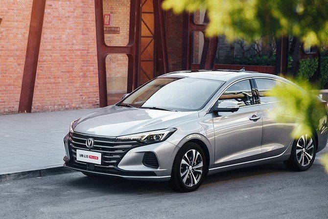  「新车」八年蜕变，逸动PLUS能否成为8万级国产家轿最强音？