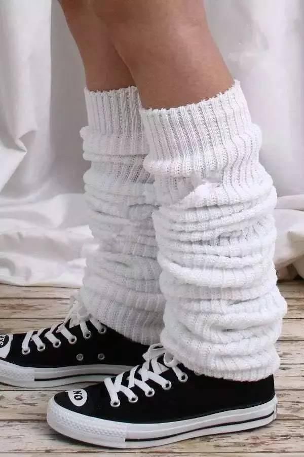 日本女生穿的袜子叫什么？为什么一年四季都在穿