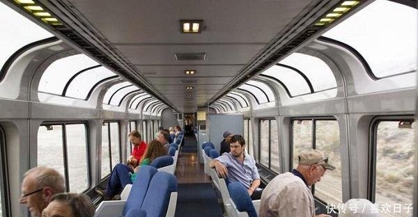 看完中国高铁一等座，再看美国火车硬座，明白为何美国不建高铁了