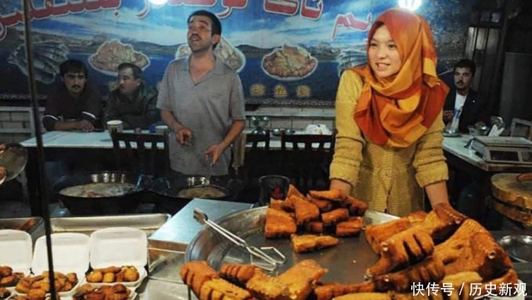 国内有座慢节奏城市:十点上班七点下班,凌晨街道仍有美女闲逛!