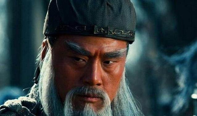 『投降』诸葛亮赞他才华如庞统,刘备连忙重用,却埋下了关羽被杀的祸根