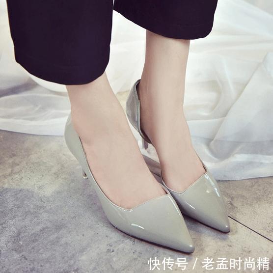  #爱不释手#高跟鞋是最能展现一个女生的魅力，以下这七款绝对让你，爱不释手