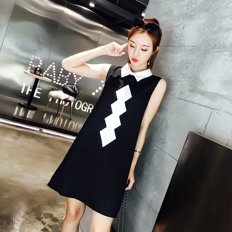 名媛裙暴击时尚，清爽携手高街风尚，轻轻松松吸睛街头