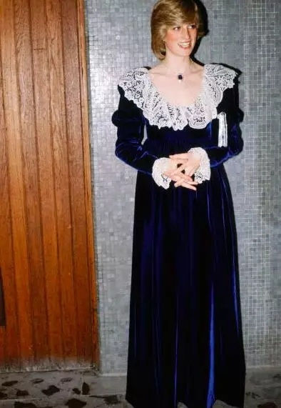 戴妃的那些绝美珠宝最后都去哪儿了？