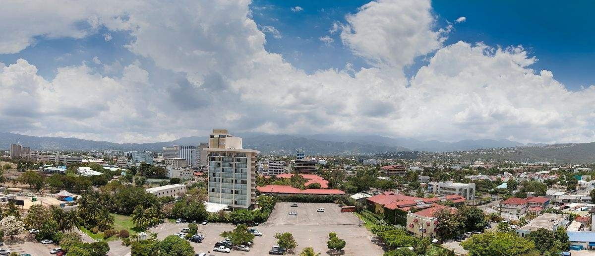 北美最无奈小国：博尔特故乡，距美国800公里却常被以为在非洲