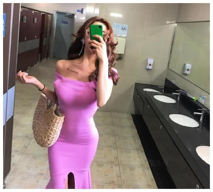 街拍：年轻靓丽身材好的小姐姐，不看脸都很迷人！